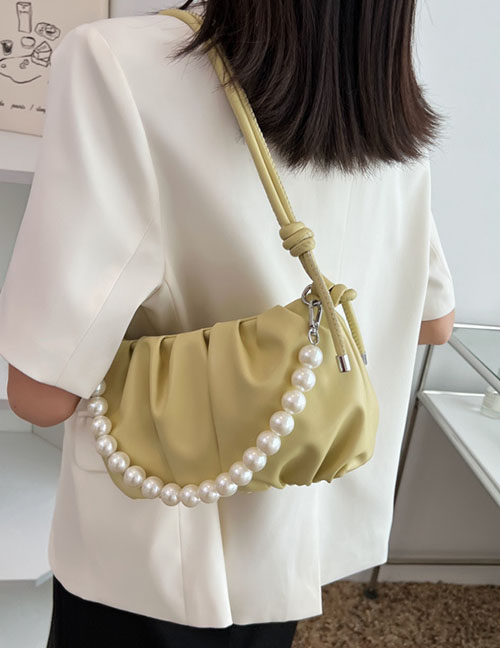 Fashion Creamy-white Pu Pearl Hand Pleated Shoulder Bag