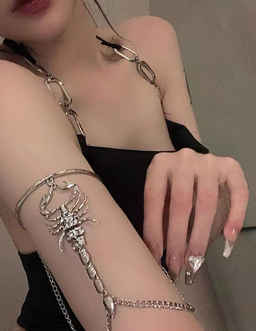 Fashion Scorpion Arm Chain Metal Diamond Scorpion Tassel Armband