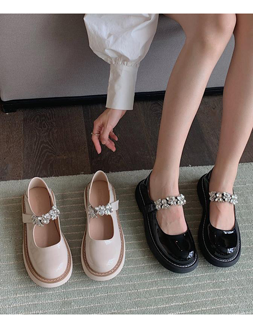 Fashion Black Pu Crystal Slip-on Round Toe Shoes