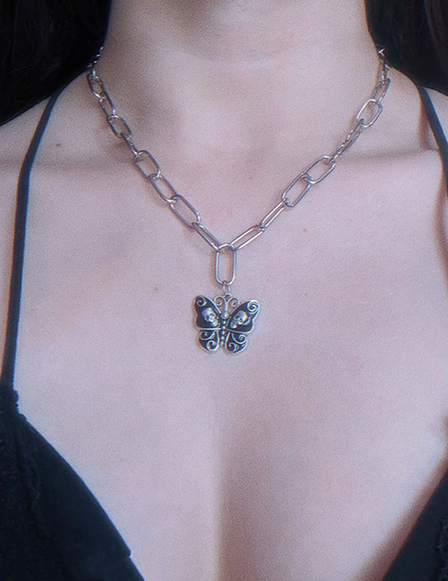 Fashion Silver Alloy Skull Butterfly Necklace