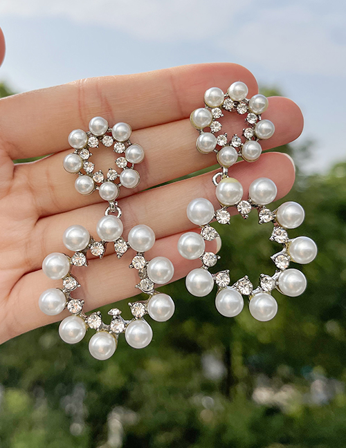 Fashion silver Alloy Diamond And Pearl Round Earrings