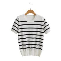 Fashion Black And White Stripes Striped Knitted Crew Neck Sweater