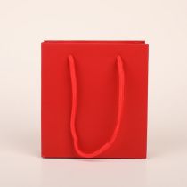 Fashion Red Paper Square Portable Packaging Bag
